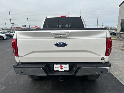 Used 2017 Ford F150 Lariat w/ Equipment Group 502A Luxury image 8