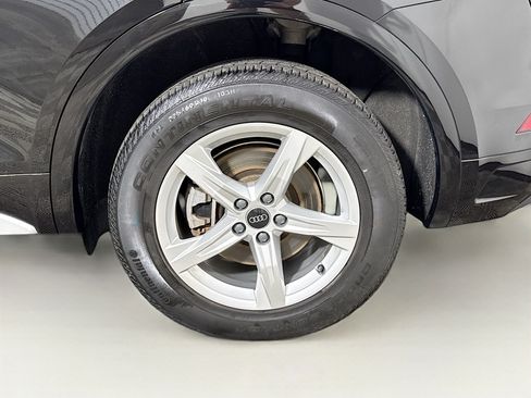 Used 2023 Audi Q5 2.0T Premium w/ Convenience Package AWD/4WD image 28