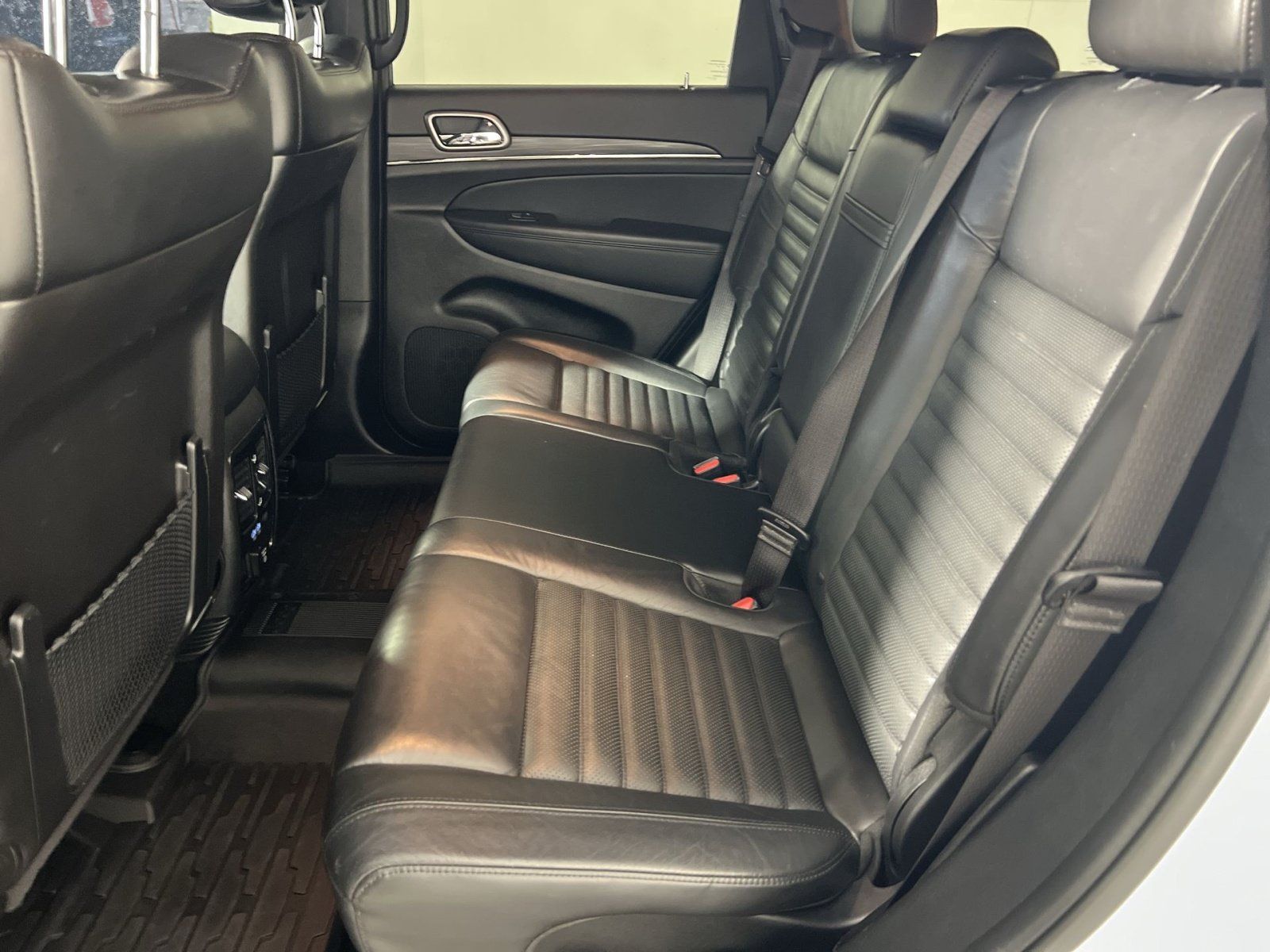 Used 2021 Jeep Grand Cherokee Limited X AWD/4WD image 25