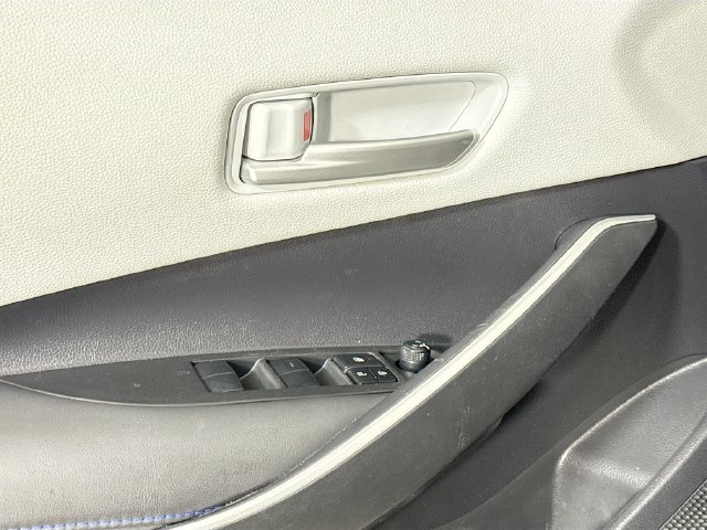 Used 2022 Toyota Corolla SE FWD image 23
