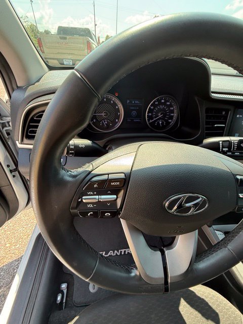 Used 2019 Hyundai Elantra Value Edition w/ Cargo Package FWD image 9