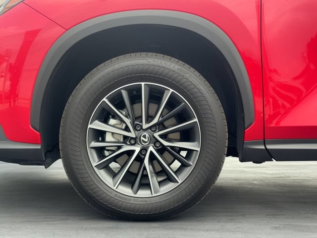 Used 2025 Lexus NX 250 FWD w/ Accessory Package (K3) image 11
