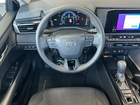 Certified 2025 Toyota Camry LE w/ Convenience Package FWD image 13