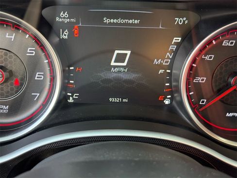 Used 2016 Dodge Charger SXT w/ AWD Premium Group image 26