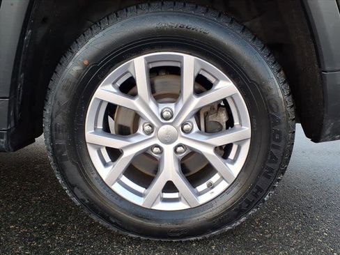 Used 2021 Jeep Grand Cherokee L Limited image 10