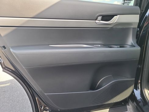 Used 2023 Hyundai Palisade SEL FWD image 10