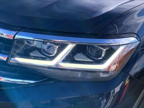 Used 2022 Volkswagen Atlas SEL image 28