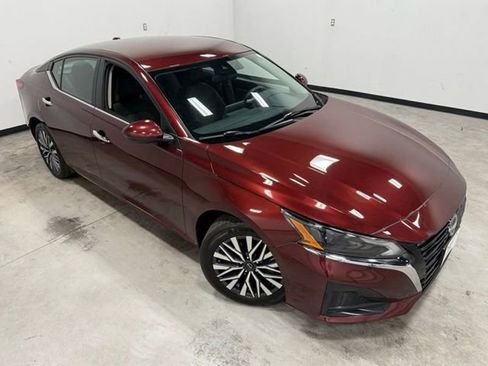 Used 2023 Nissan Altima 2.5 SV image 31