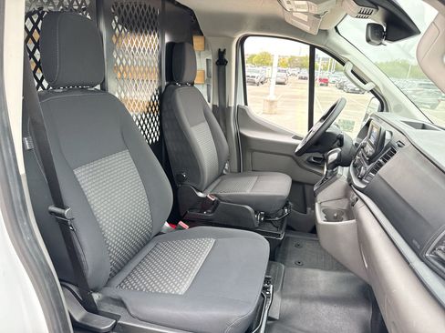 Used 2024 Ford Transit 250 Low Roof w/ Exterior Upgrade Package image 28