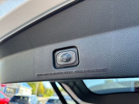 Used 2018 Ford Explorer Limited w/ Equipment Group 301A image 29