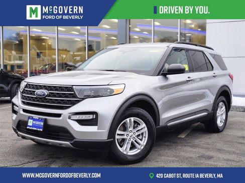 Used 2023 Ford Explorer XLT w/ Equipment Group 202A image 1