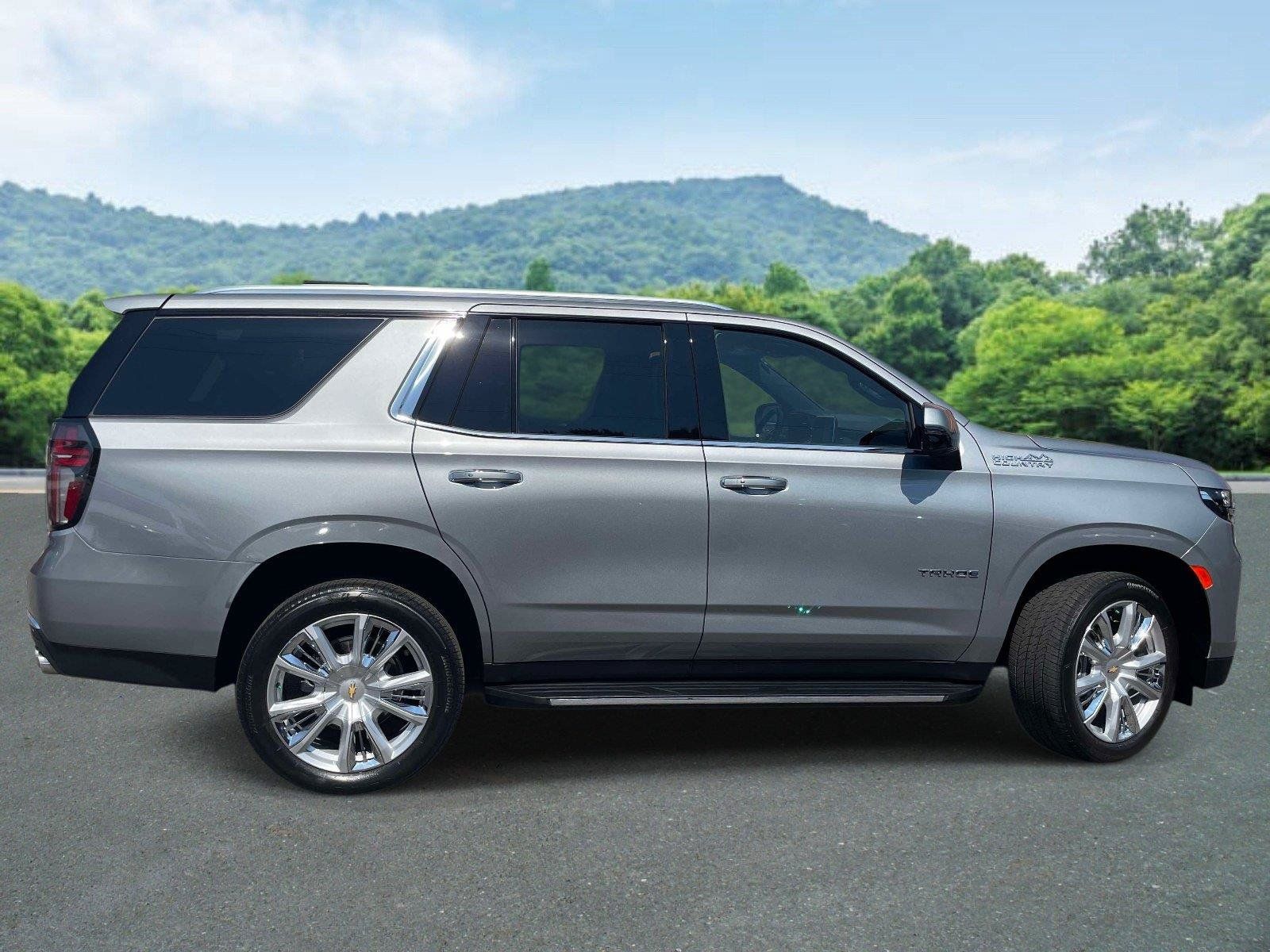 Used 2024 Chevrolet Tahoe High Country RWD image 22