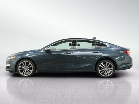 Used 2019 Chevrolet Malibu Premier w/ Sun and Wheel Package FWD image 2