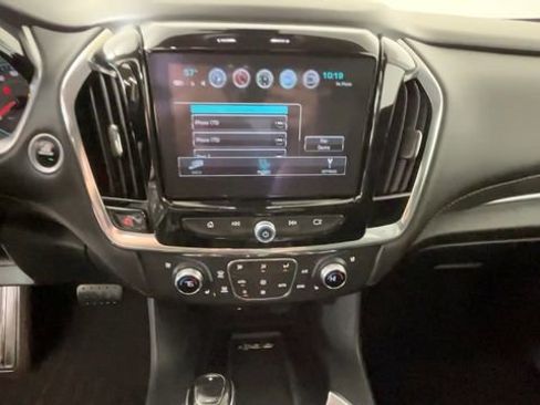 Used 2019 Chevrolet Traverse Premier w/ Redline Edition AWD/4WD image 32