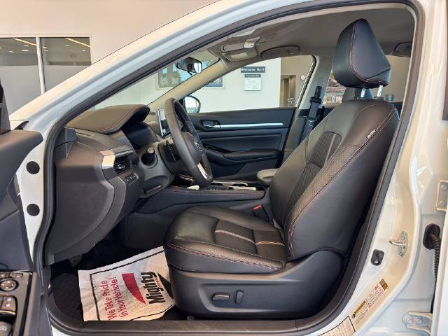 Certified 2025 Nissan Altima 2.5 SR AWD/4WD image 15
