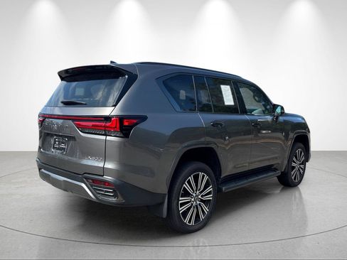 Used 2023 Lexus LX 600 4WD w/ Appearance Package image 5