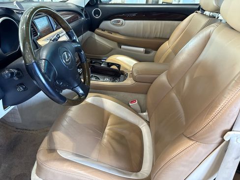Used 2008 Lexus SC 430 Convertible image 5