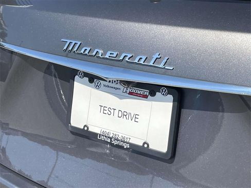 Used 2023 Maserati Levante Modena image 12