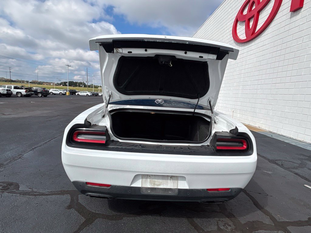 Used 2018 Dodge Challenger R/T w/ Sound Group RWD image 28