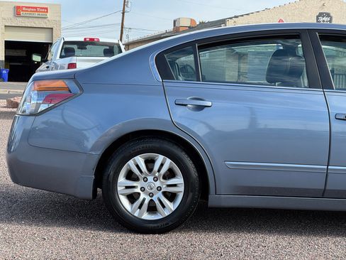 Used 2010 Nissan Altima 2.5 SL w/ SL Pkg image 17