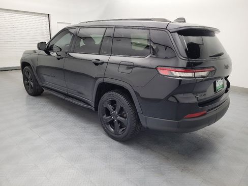 Used 2021 Jeep Grand Cherokee L Laredo image 3