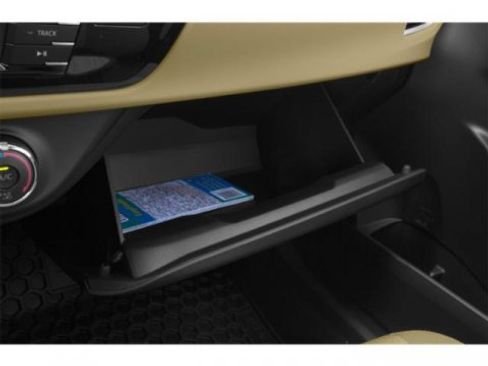 Used 2015 Toyota Corolla L image 18