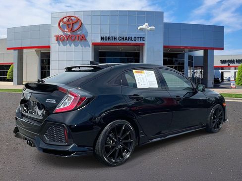 Used 2018 Honda Civic Sport Touring image 6