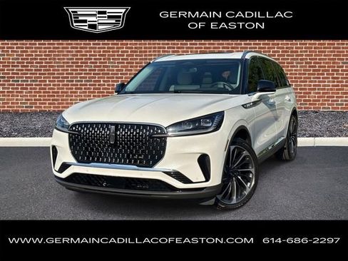 Used 2025 Lincoln Aviator Reserve w/ Equipment Group 201A AWD/4WD image 1