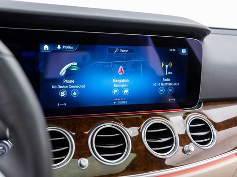 Used 2023 Mercedes-Benz E 350 4MATIC Sedan image 22