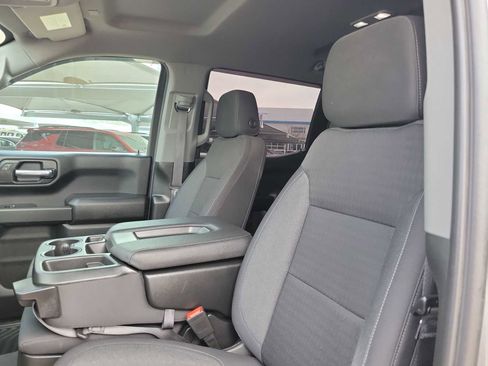 Used 2024 Chevrolet Silverado 1500 Custom w/ Turbomax Blackout Package image 7