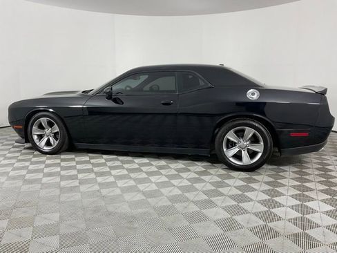 Used 2019 Dodge Challenger R/T RWD image 3