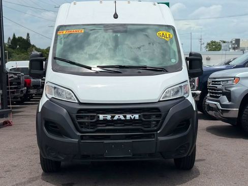 Used 2023 RAM ProMaster 2500 FWD image 3