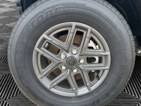 New 2025 Jeep Gladiator Sport image 14