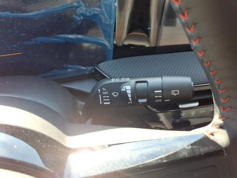 New 2026 Nissan Kicks SR w/ Cold Weather Package image 22