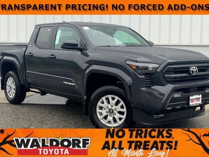 New 2025 Toyota Tacoma SR5