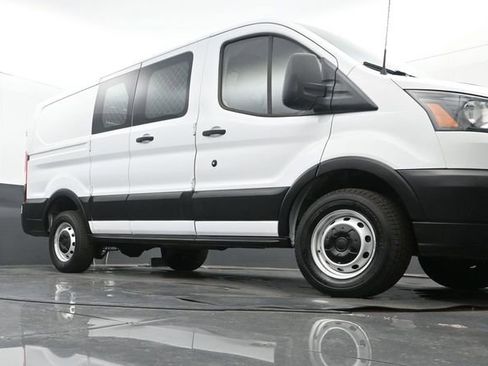 Used 2019 Ford Transit 250 130 Low Roof image 22