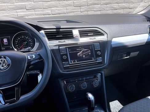 Used 2019 Volkswagen Tiguan S w/ Driver Assistance Package FWD image 5