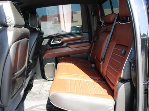 Used 2026 GMC Sierra 2500 Denali Ultimate w/ Max Trailering Package AWD/4WD image 15