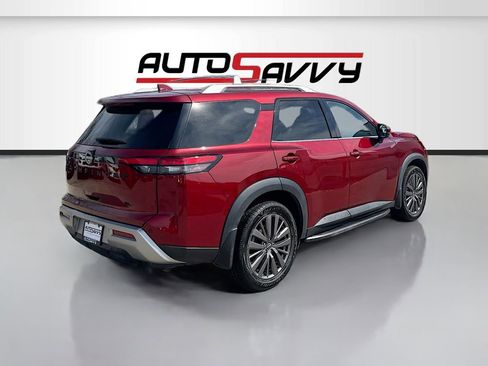 Used 2022 Nissan Pathfinder SL w/ SL Premium Package image 7