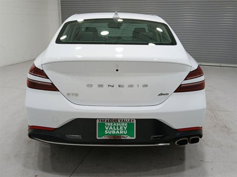 Used 2023 Genesis G70 2.0T image 7