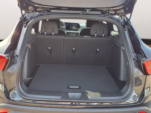 New 2026 Chevrolet Trax RS w/ Driver Confidence Package image 20