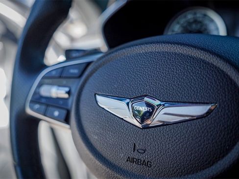 Used 2022 Genesis G70 3.3T image 19