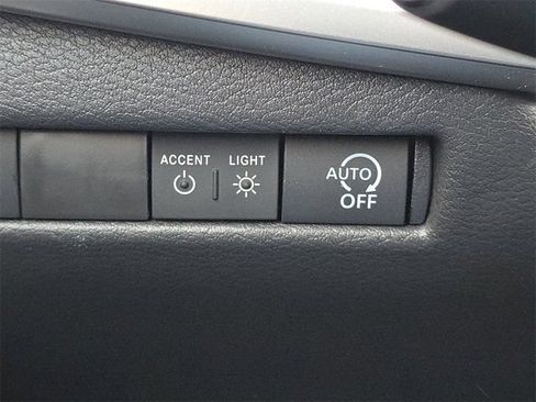 New 2026 Nissan Kicks SV w/ SV Premium Package FWD image 14