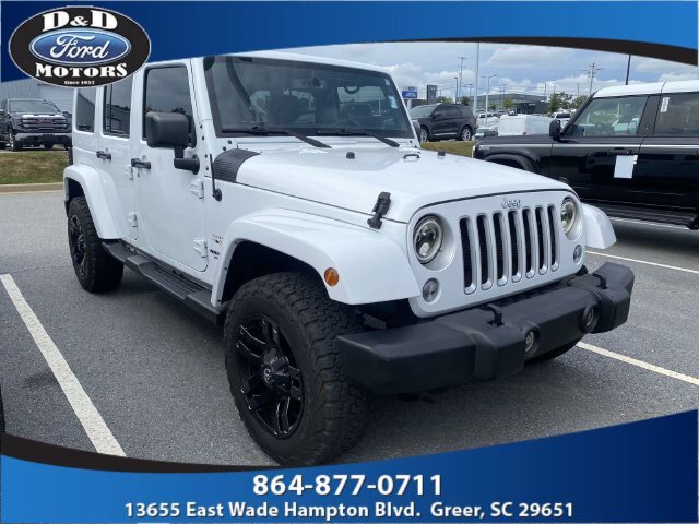 Used 2017 Jeep Wrangler Unlimited Sahara w/ Max Tow Package AWD/4WD image 1