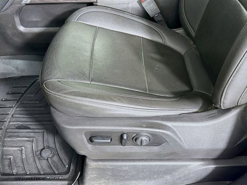 Used 2021 Chevrolet Silverado 1500 LTZ w/ Z71 Off-Road Package image 18