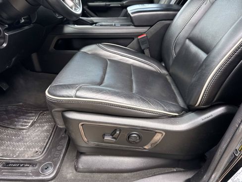 Used 2023 RAM 1500 Limited AWD/4WD image 17