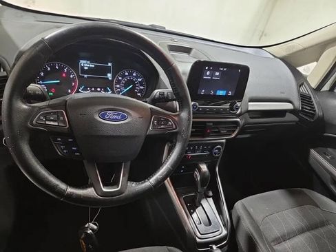 Used 2019 Ford EcoSport SE image 9