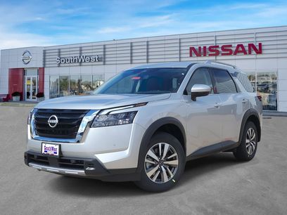 New 2025 Nissan Pathfinder SL