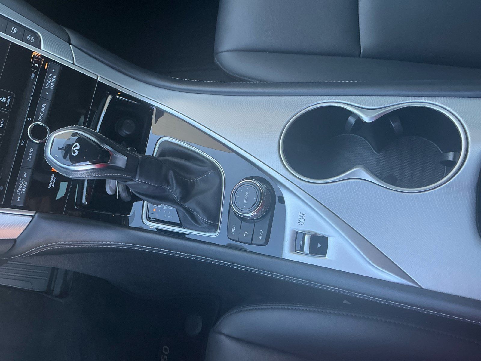 Used 2019 INFINITI Q50 Luxe w/ All Weather Package (L93) RWD image 14