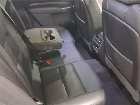 Used 2025 Cadillac XT4 Premium Luxury image 15